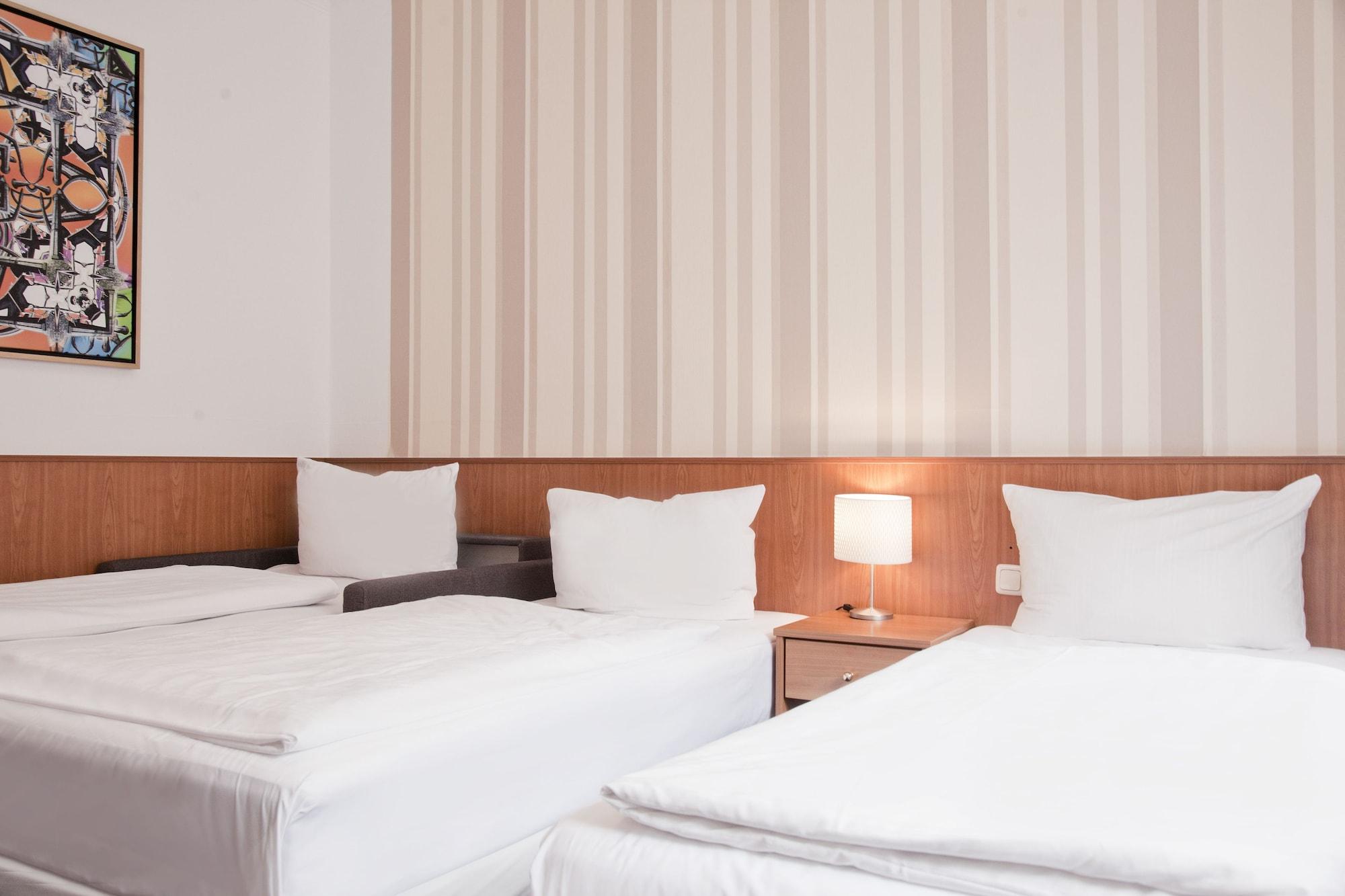Hotel Les Nations Berlin Zewnętrze zdjęcie