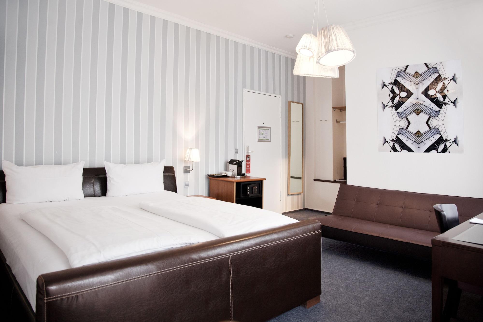 Hotel Les Nations Berlin Zewnętrze zdjęcie