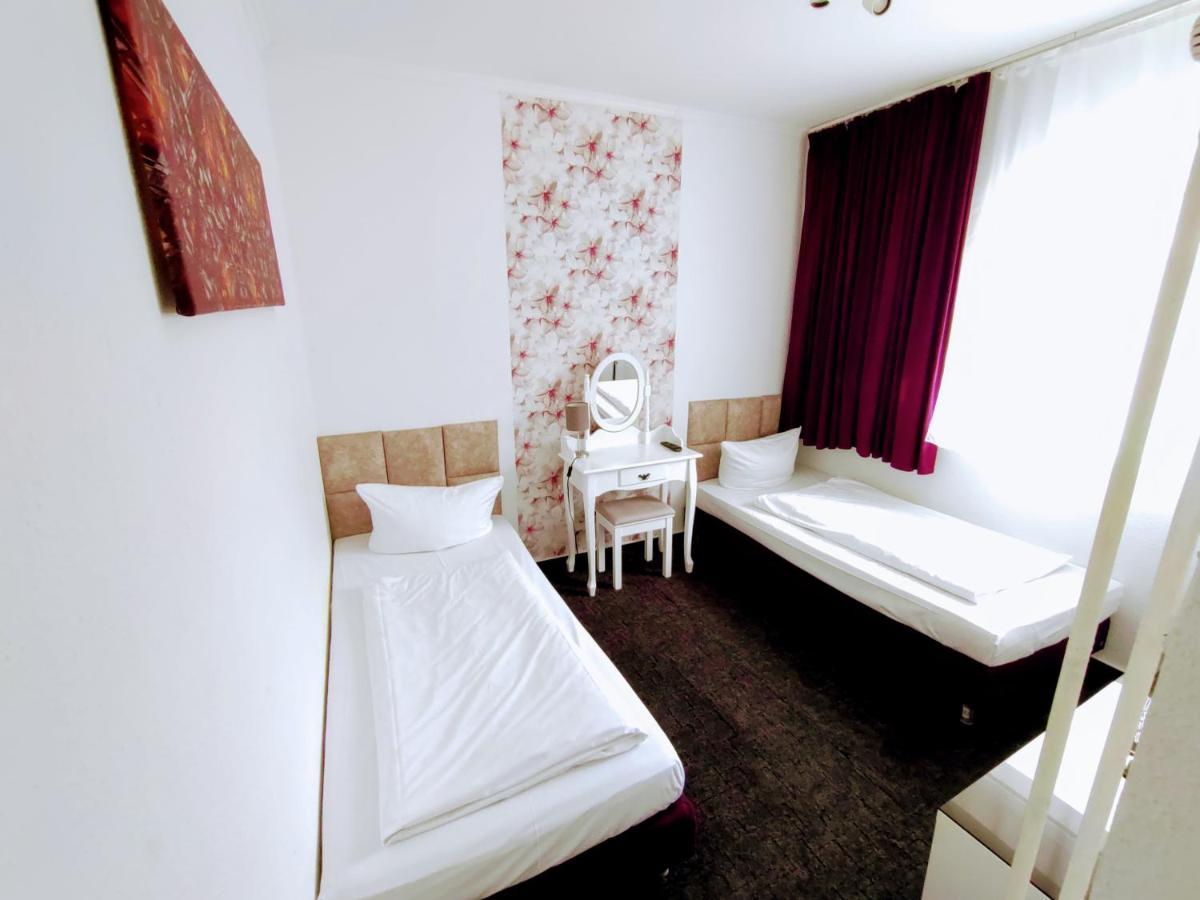 Hotel Les Nations Berlin Zewnętrze zdjęcie